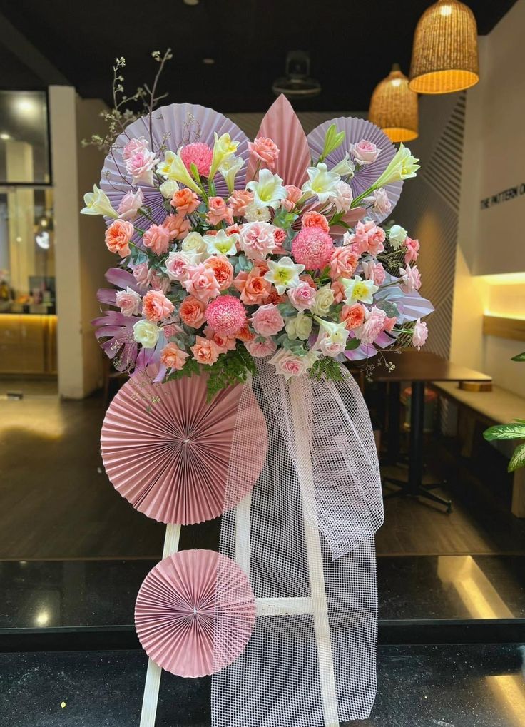 100+ Mẫu hoa sự kiện, hội nghị đẹp nhất 6 d989f2b1f2d6b7ee9a56379bac5e8791