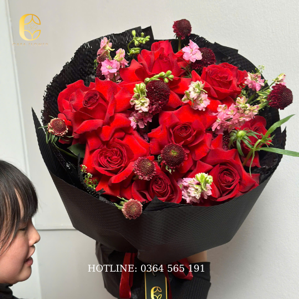 TÌNH YÊU RỰC RỠ