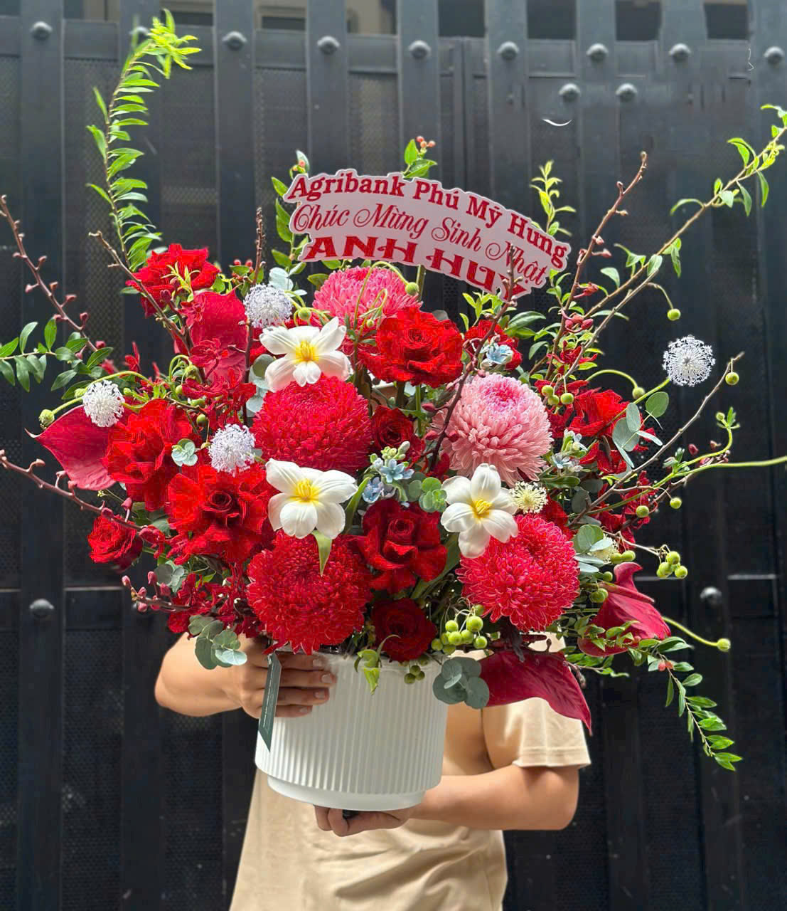 KT015 - GIỎ HOA CHÚC MỪNG