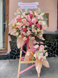 Cách chọn hoa khai trương hút tài lộc và may mắn 14 z6286511245066 feffa1c950d2aed99d69232463f58512