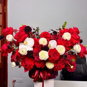 GIỎ HOA HỒNG ĐỎ SANG TRỌNG