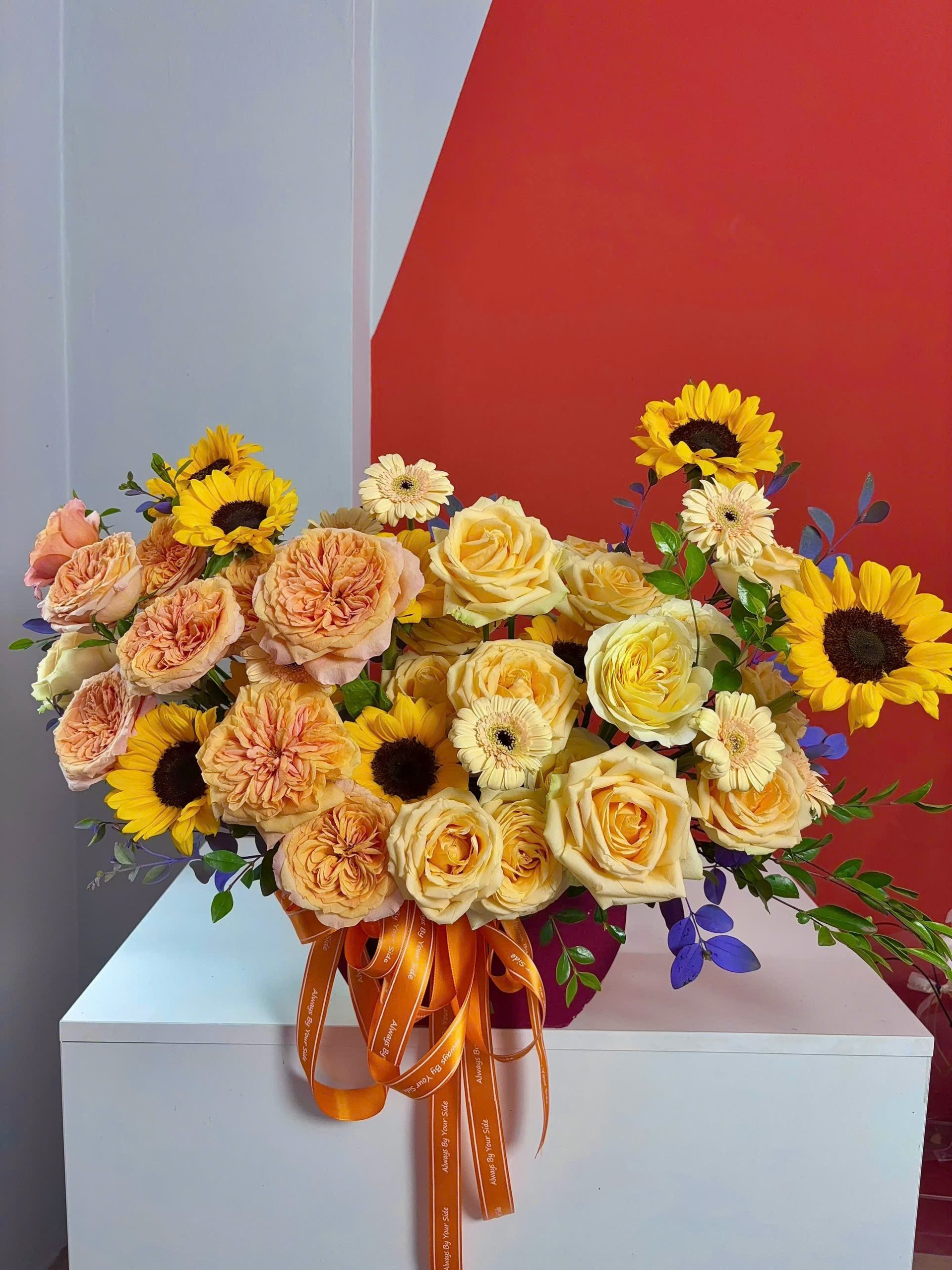 GIỎ HOA CHÚC MỪNG ĐỒNG TIỀN TONE VÀNG 1 z6443218537650 4de00d7cbb0f6c5cff26ded5bf1c6cc5 scaled