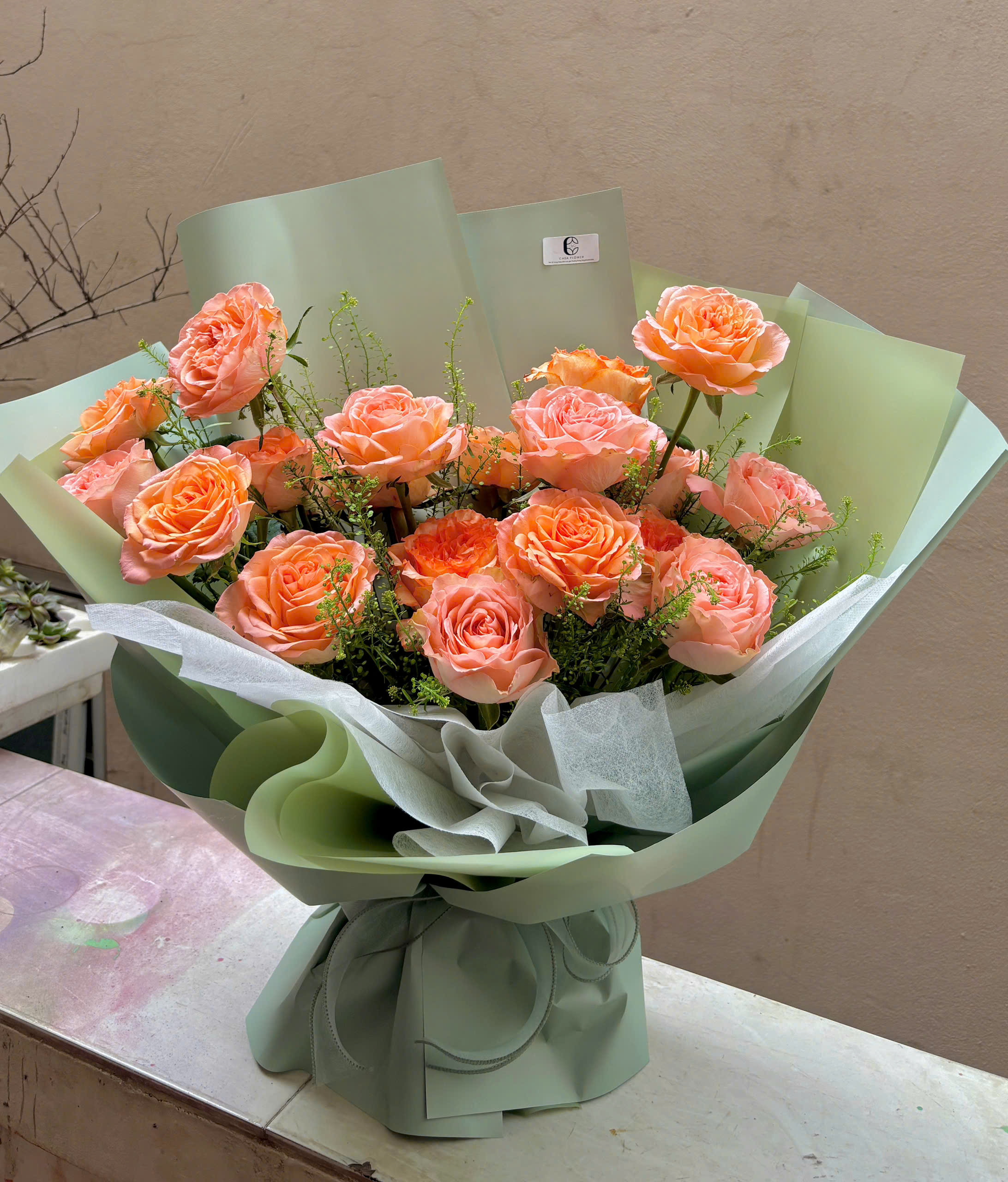 BÓ HOA CHÚC MỪNG TONE CAM 1 z6487435262199 4feb7312a9c107b28013003e0d749440