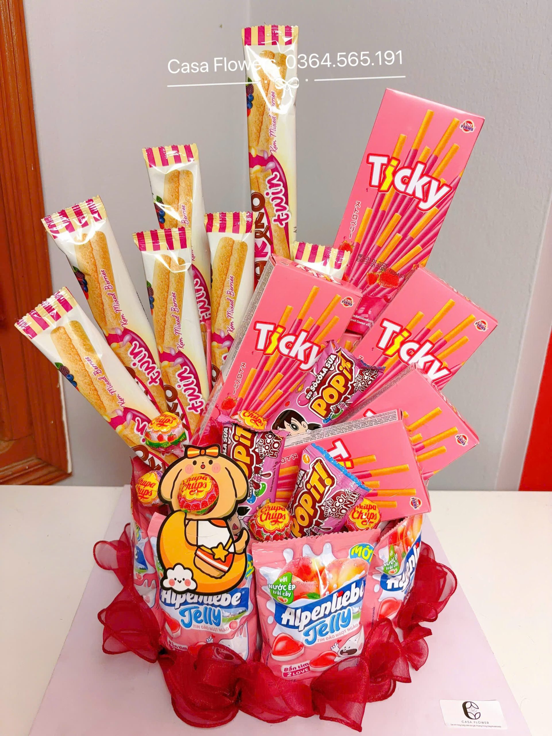 SET QUÀ BÁNH - KẸO TẶNG BÉ 1 z6577040992997 3f9661ecaaed26a6aa98b96f33fb8eac scaled