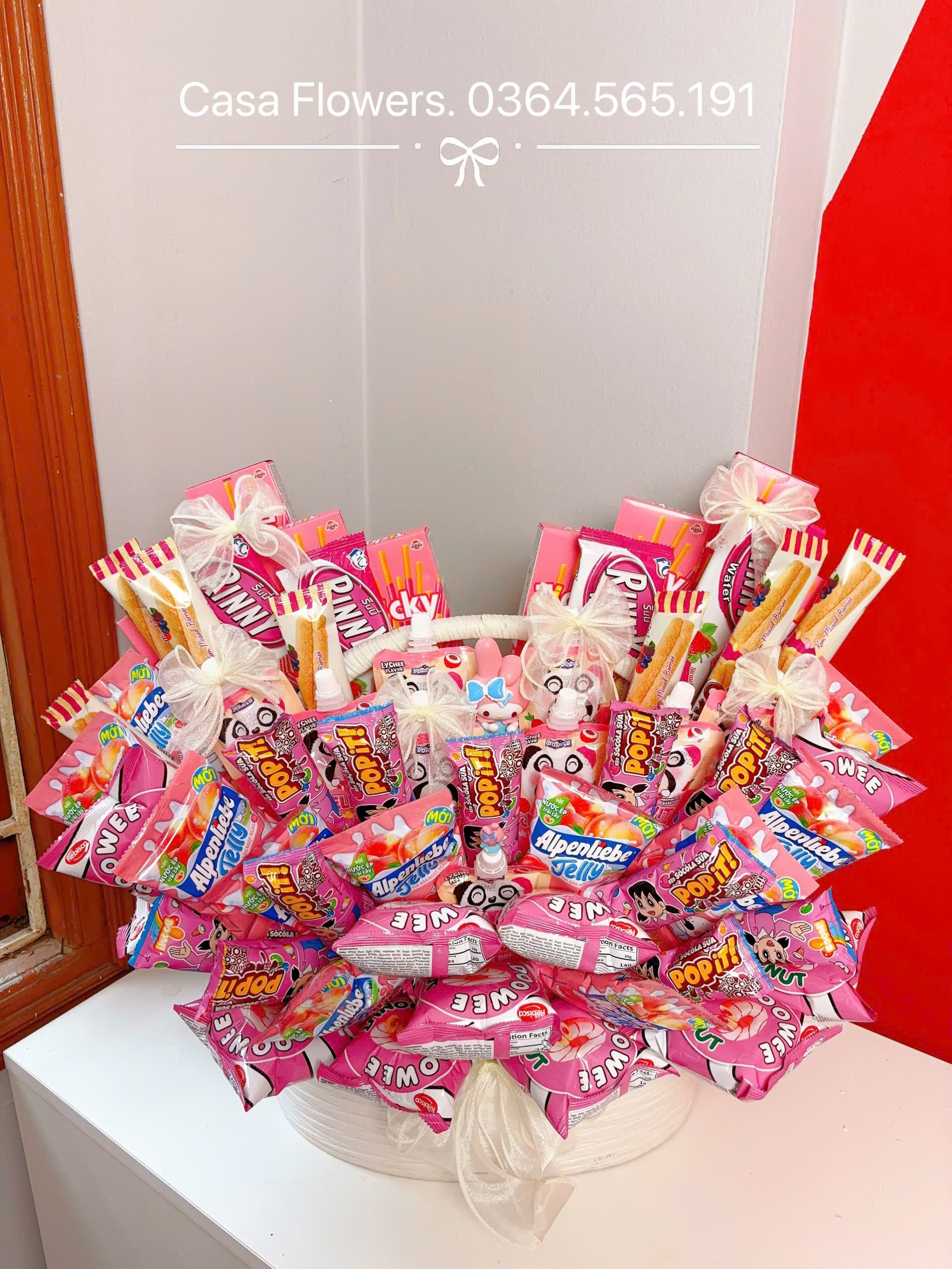 GIỎ QUÀ CHO BÉ YÊU - BÁNH KẸO 1 z6581026733407 35e025fb551143dc1b210d3abeda5809 scaled