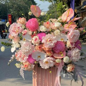 Lẵng Hoa Chúc Mừng Tone Hồng Pastel CSH-076