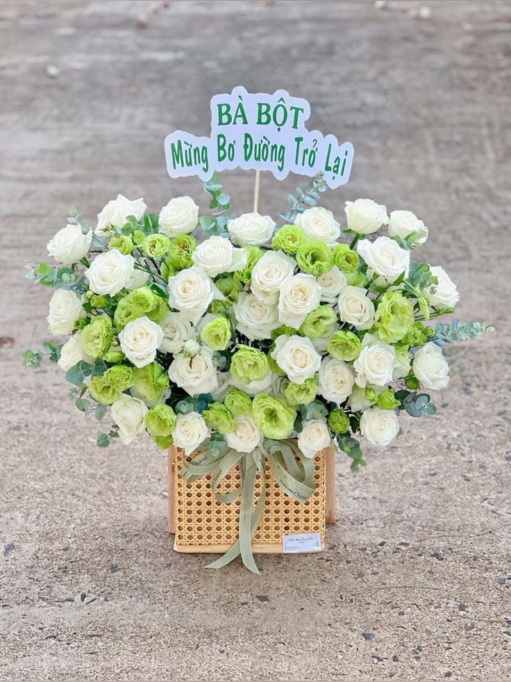 Lẵng Hoa Chúc Mừng Tone Xanh CS-117