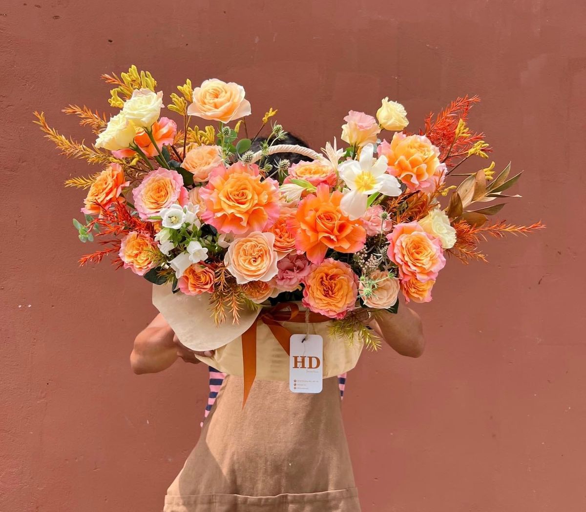 Lẵng Hoa Chúc Mừng Tone Cam CS-093